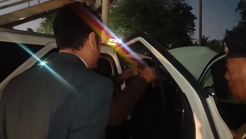 पूर्व विधायक, जिला पंचायत अध्यक्ष और सुप्रीम कोर्ट वकील की गाड़ियां पकड़ीं; ब्लैक फिल्म–हूटर पर कार्रवाई