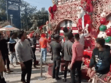 थरूर बोले- क्रिसमस डर और चिंता के साए में मना; जबलपुर में ब्लाइंड वुमन पर हमला