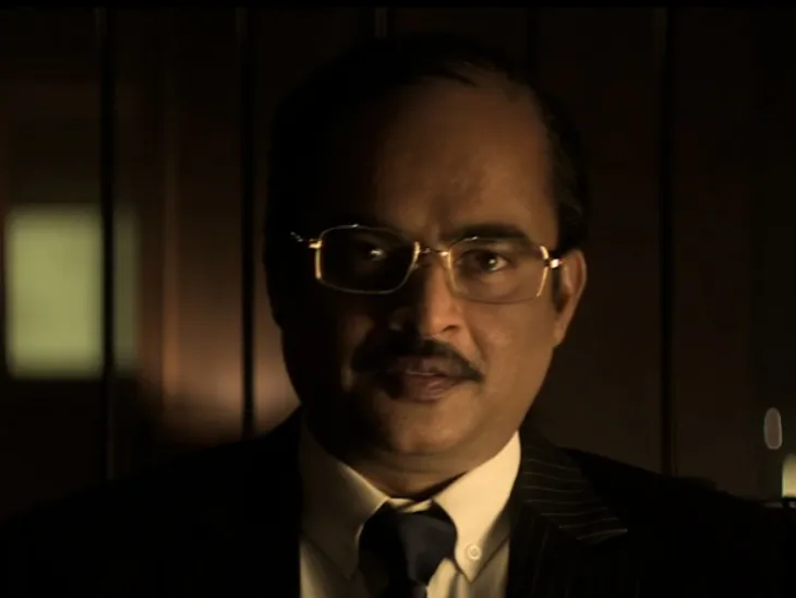 रणवीर और अर्जुन रामपाल भी पहली बार एक साथ नजर आएंगे। वे निगेटिव रोल में दिखाई देंगे।